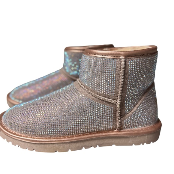 Galatea Women's Winter Boot Rose Gold 6.5 Rhinestone Soft Wool NWT - Picture 9 of 9